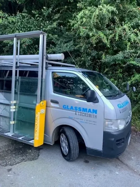 Glassman & Locksmith