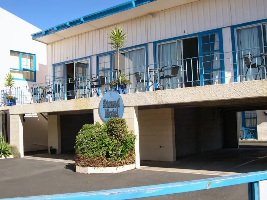 Strand Motel