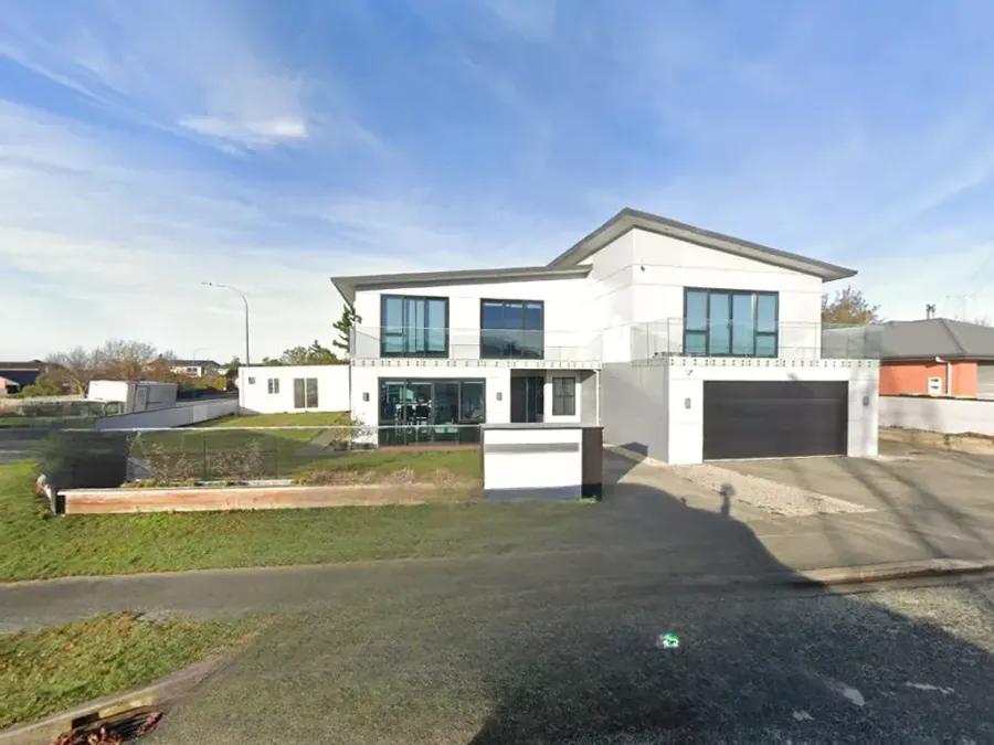 CHRISTCHURCH BUILDER