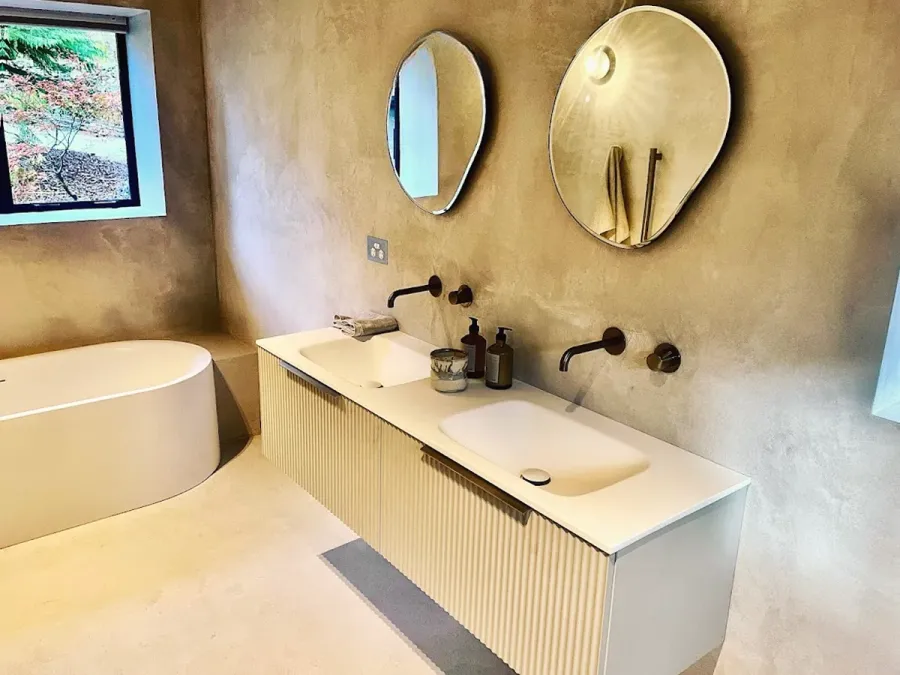 Lakes Plumbing Services