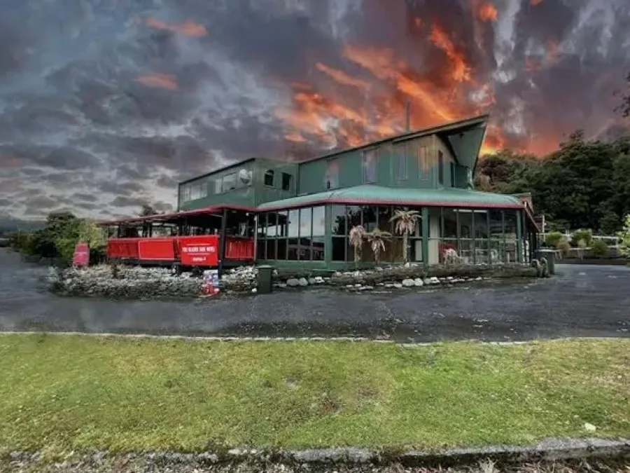 Fox Glacier Jade Hotel