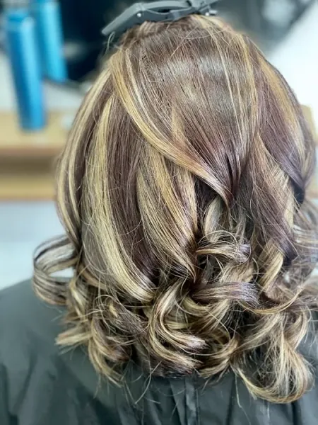 US Hair Studio