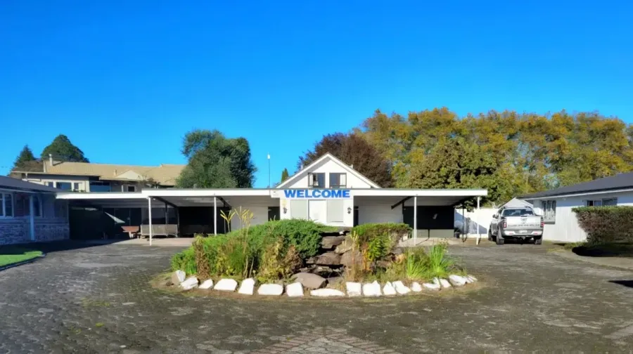 Garden Court Motel