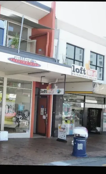 Loft 109 Backpackers