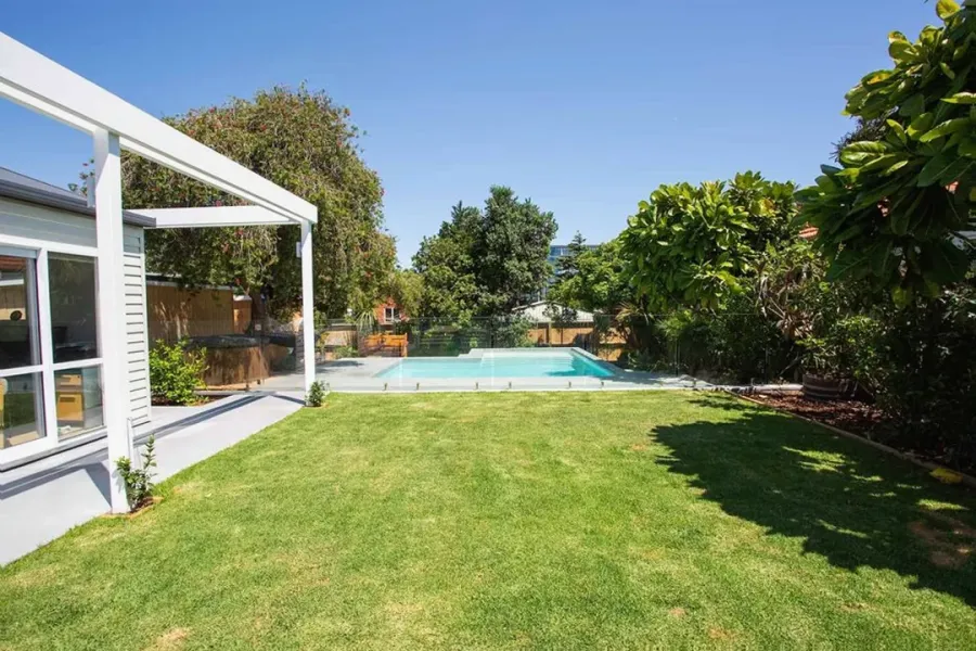 Mr. Jones Landscaping & Pools