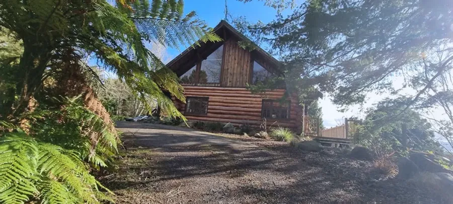 Log Lodge