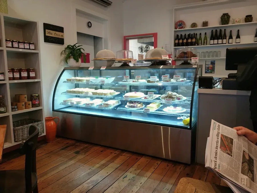 Main Street Deli Café