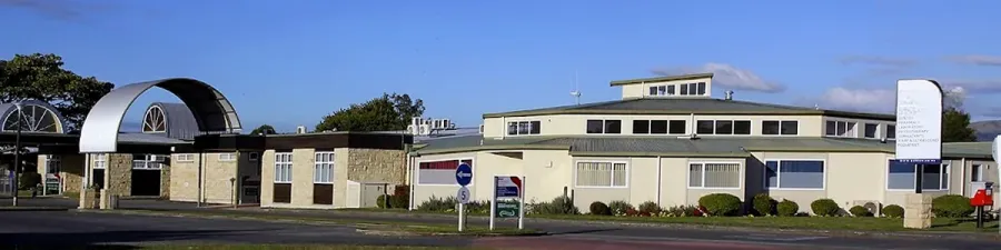 Pohlen Hospital