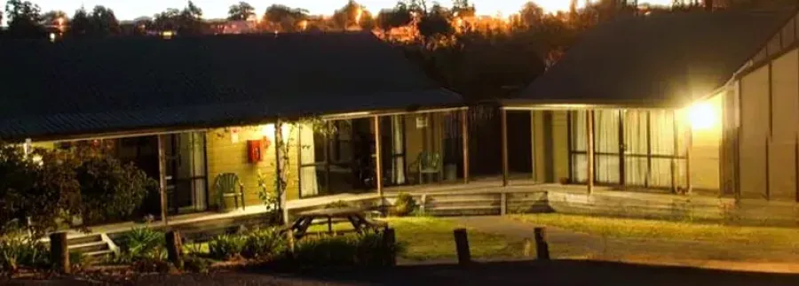 Bell Lodge Motel & Backpackers Hostel