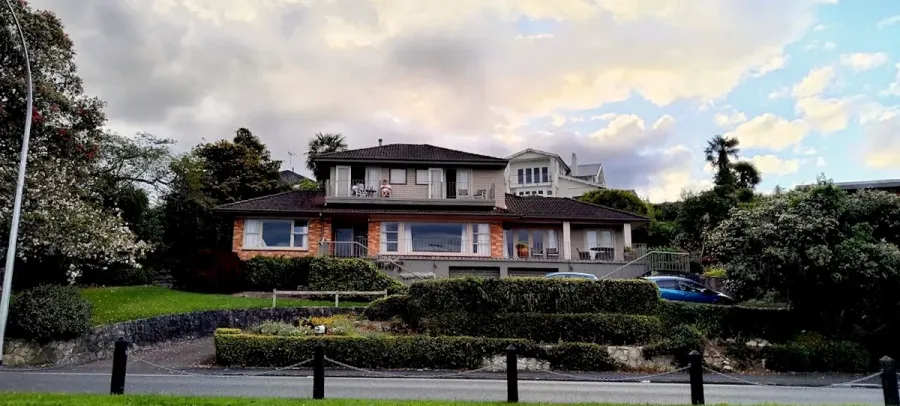 Lake Domain Homestay