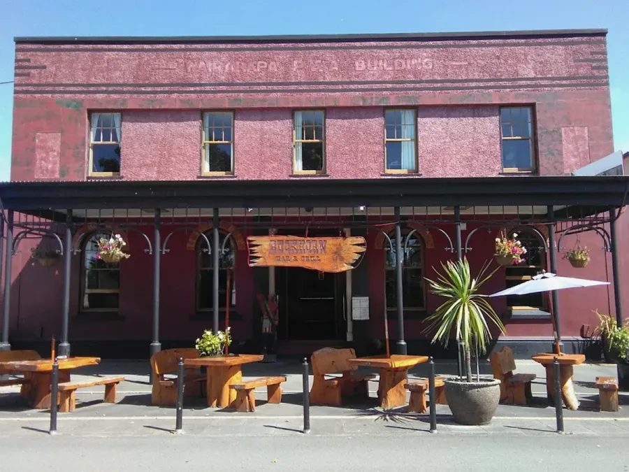 Buckhorn Bar & Grill
