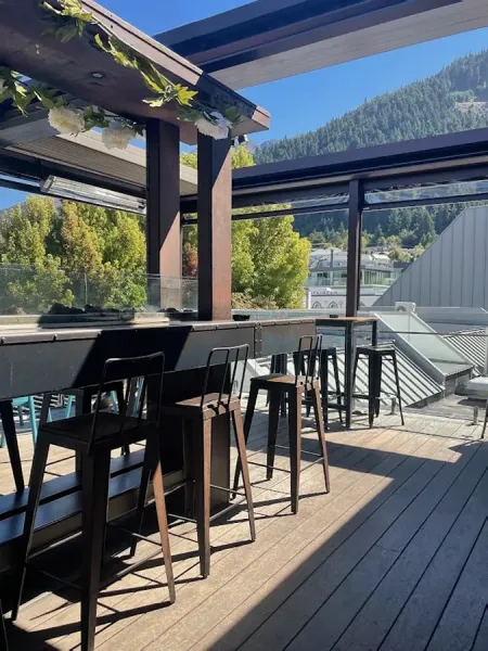 Local Queenstown