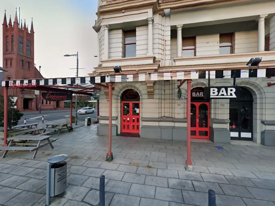 Uno Bar