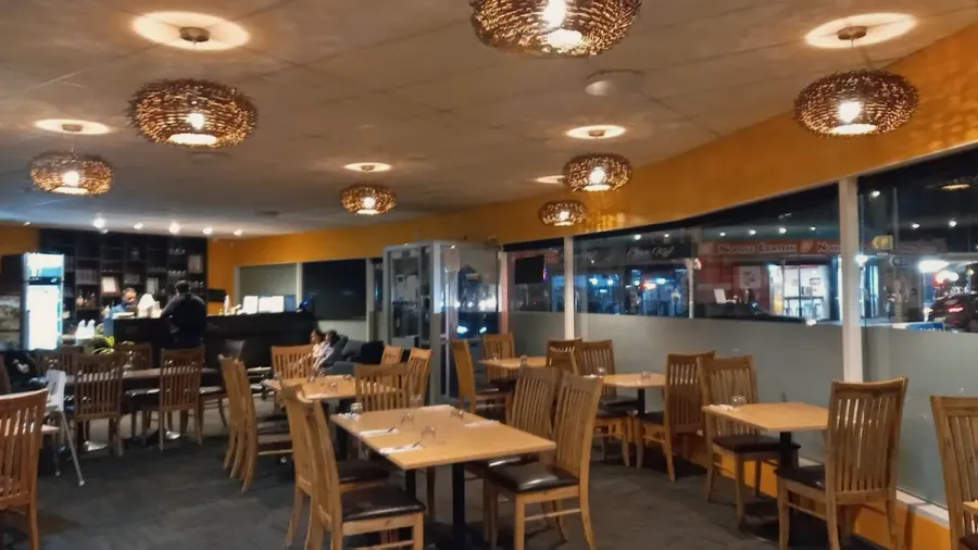 Tikka House Indian Restaurant & Bar