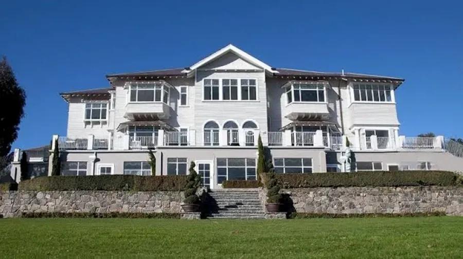 Hackthorne Gardens