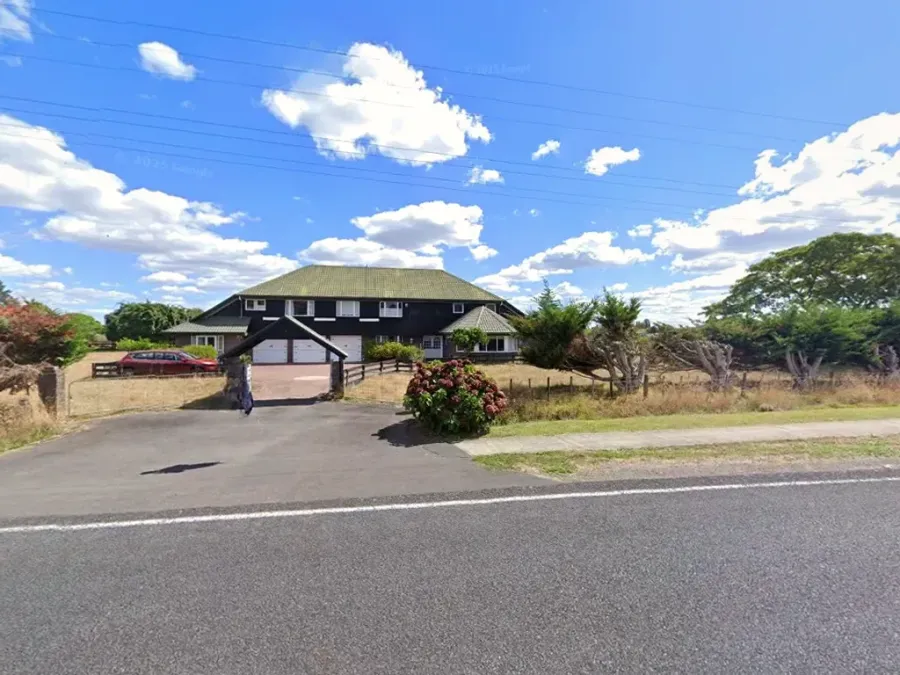 Newellroad Holiday Stay