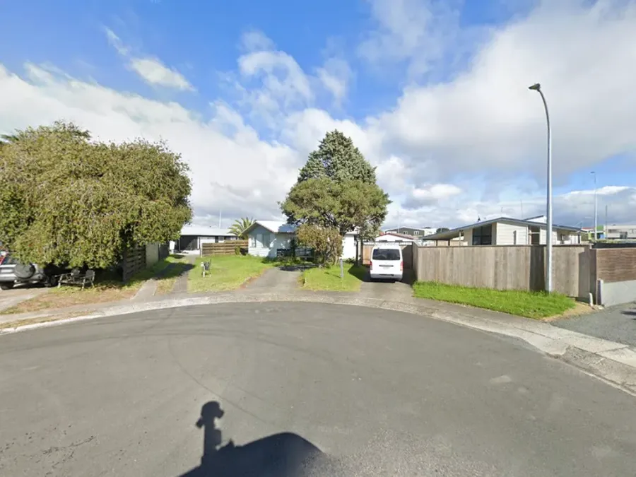 Bayfair Budget Home