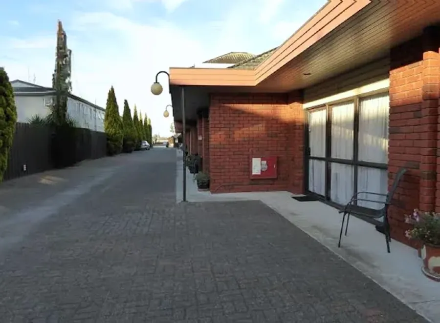 Chloe's Motor Inn