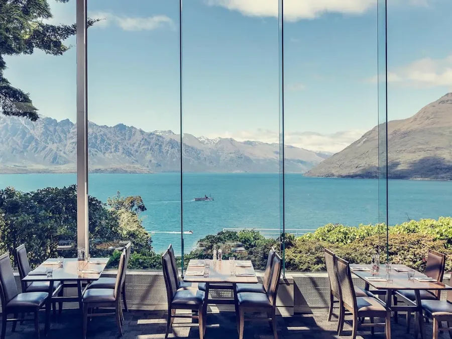 South Eatery Restaurant