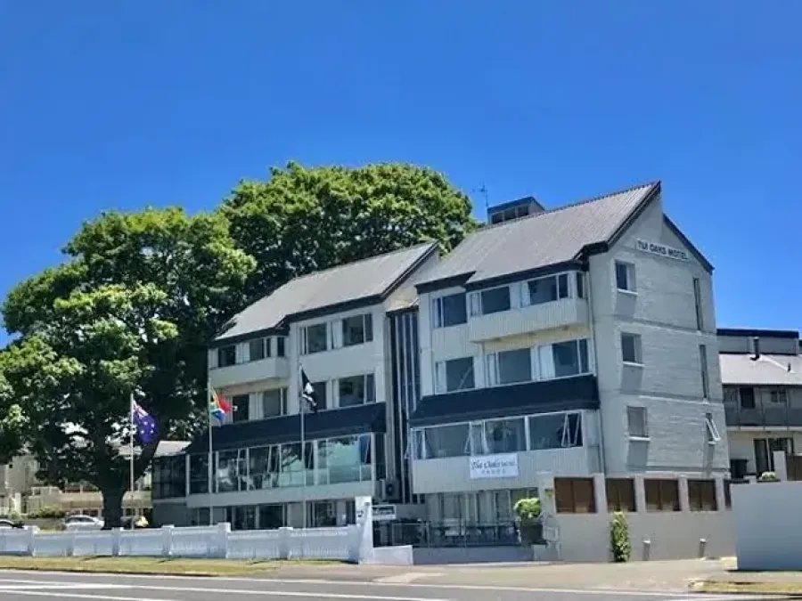 Tui Oaks Motel