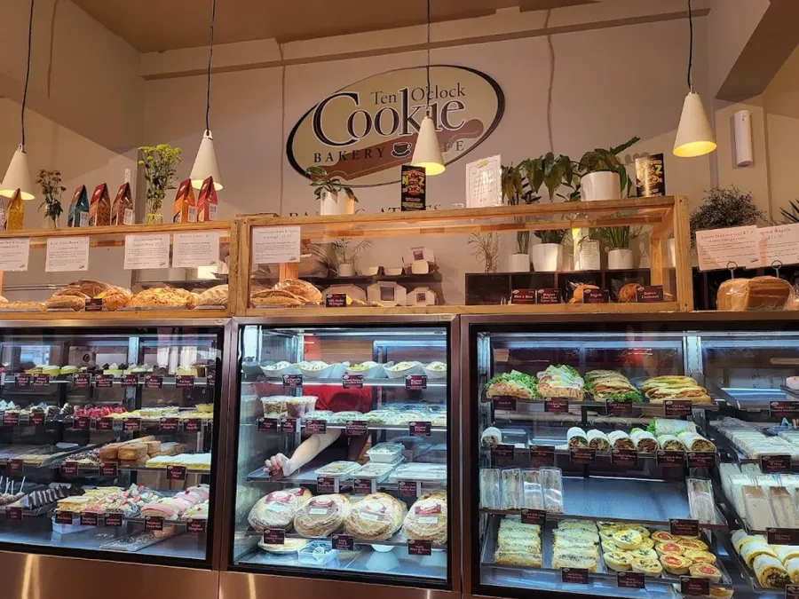 Ten O'clock Cookie Bakery Cafe