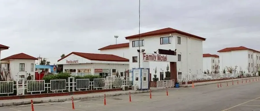 Camellia court family motel