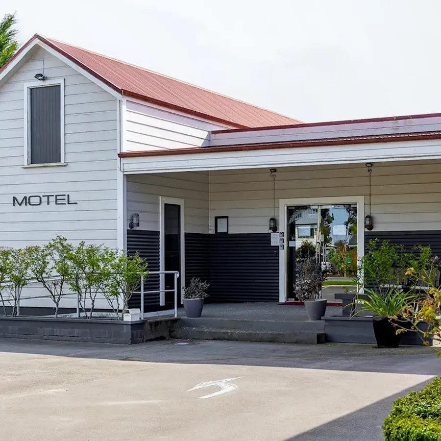 Gateway Motor Inn