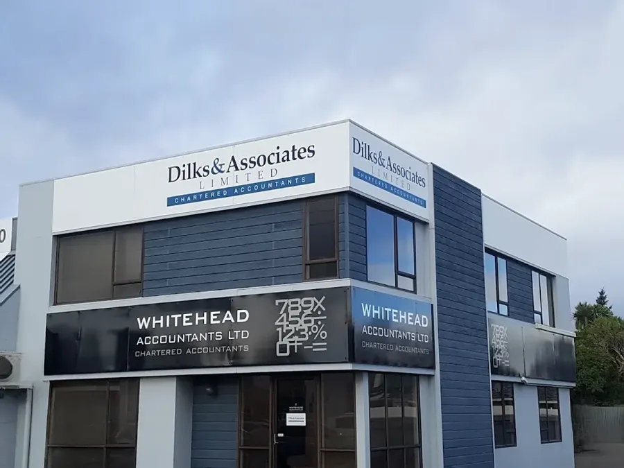 Dilks & Associates Ltd