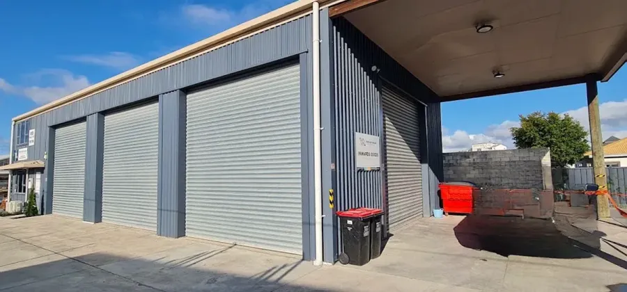Vista Auto Glass - Hawke's Bay's #1 Mobile Windscreen Repair & Replacement Specialists.