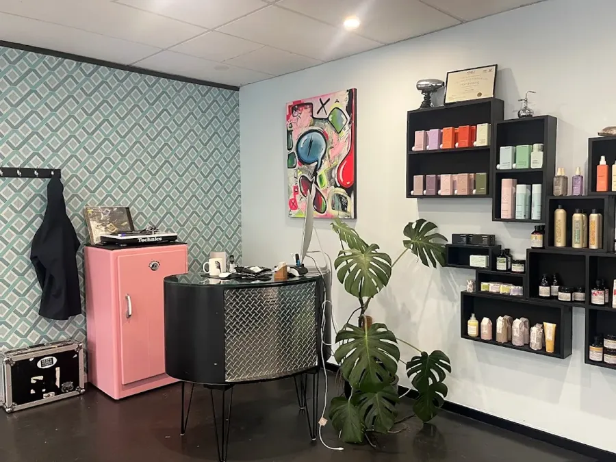 Solo Hairdressing