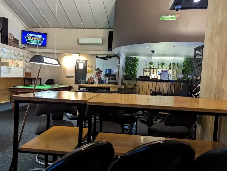 Bedrocks Bar