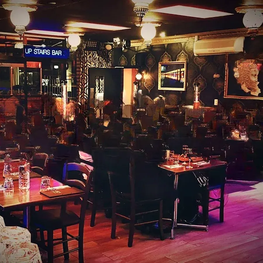 Chic Persian Restaurant - Bar - رستوران ایرانی