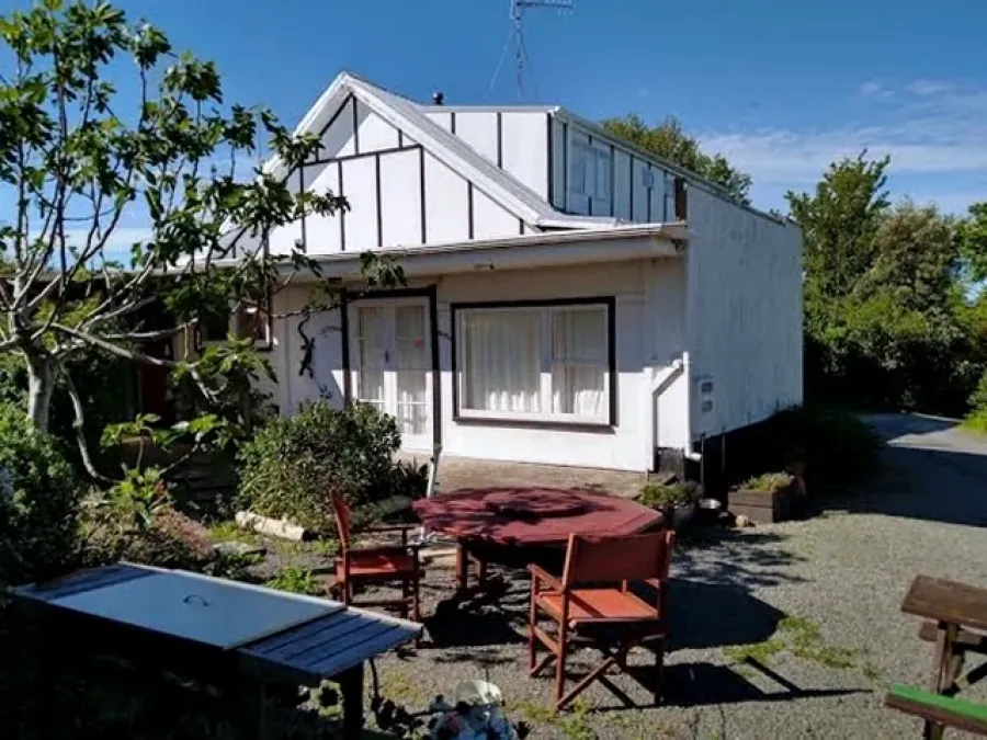 Purple Hen Country Lodge