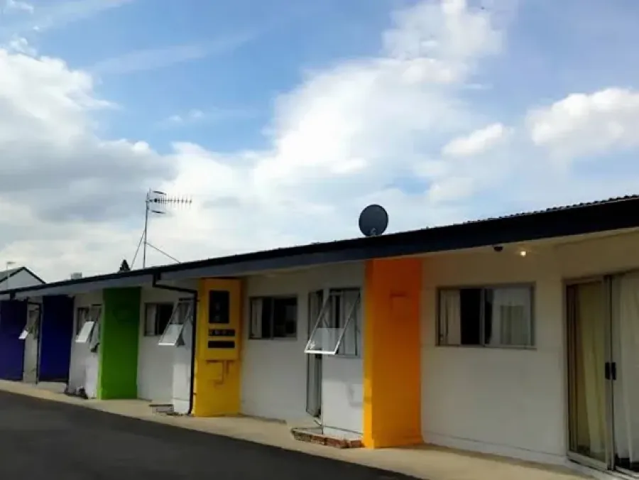 Rainbow Motel