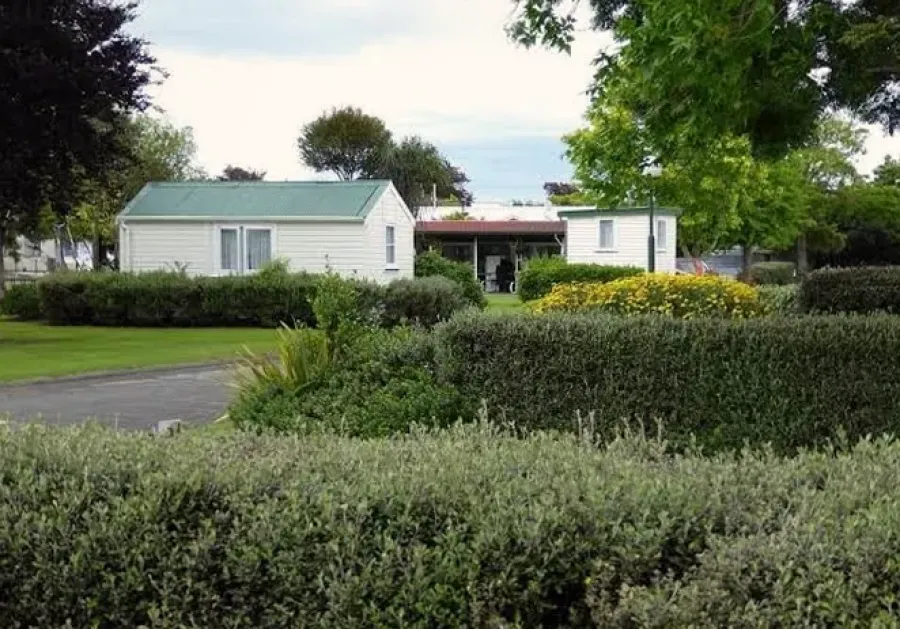 Carterton Holiday Park