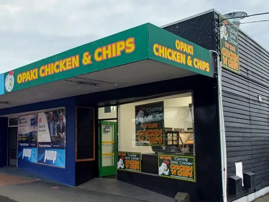 Opaki Chicken & Chips