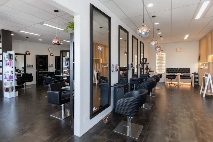 Hair to stare at - Hairdressers Tauranga