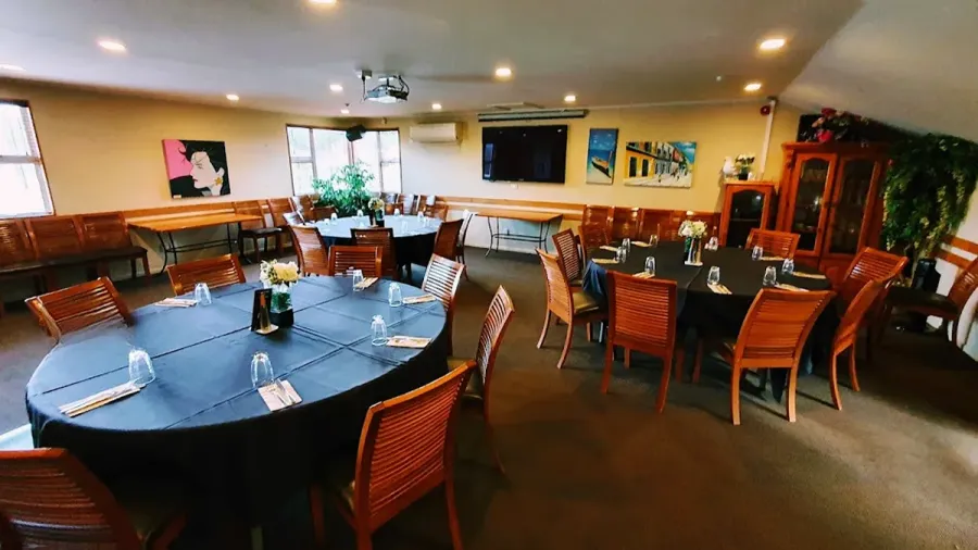 The Cabbage Tree Restaurant