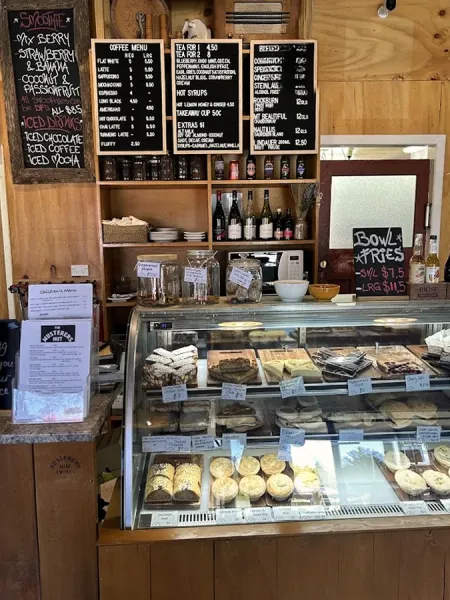 Geraldine Berry Barn Bakery & Cafe