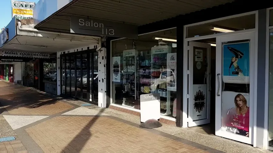Salon 113