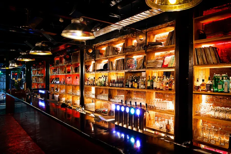 Vinyl Bar