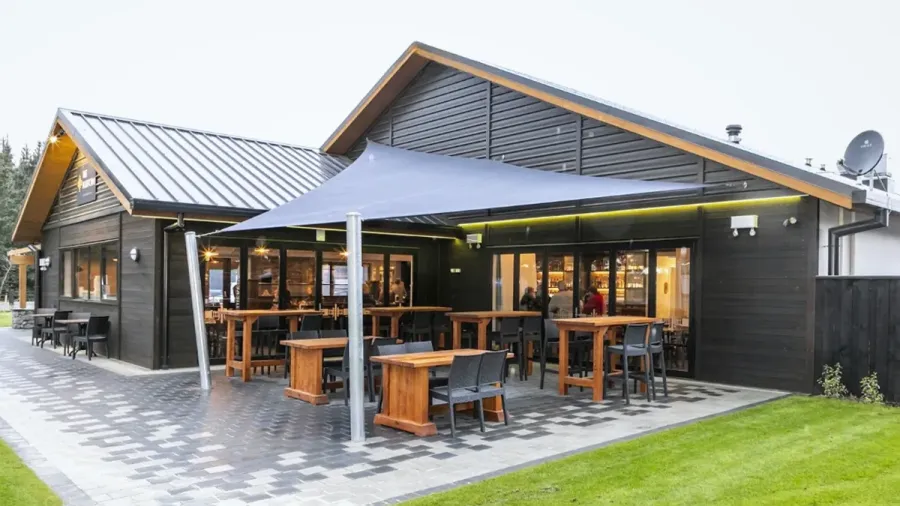 The Platform Bar, Restaurant and Cafe