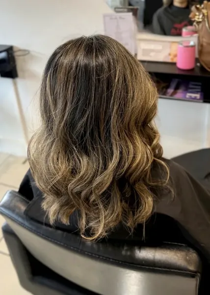 Vivo Hair Salon Devon St