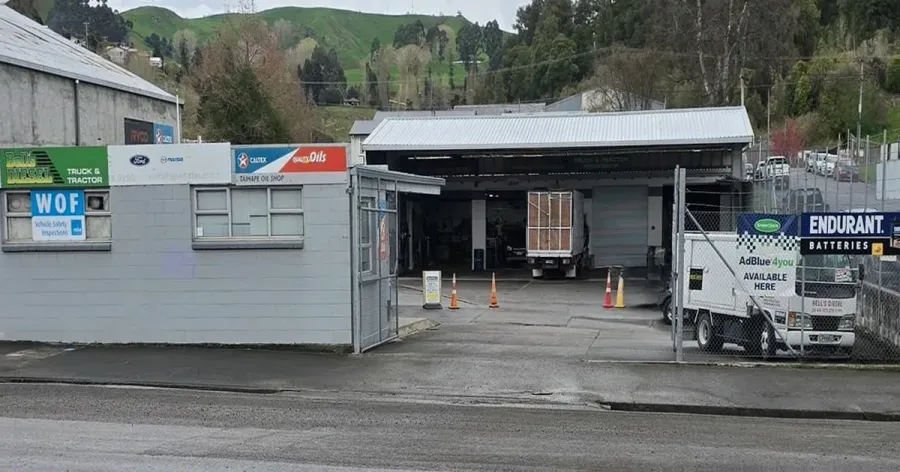 Taihape - Bell's Diesel Truck & Tractor and Bell's Autoglass