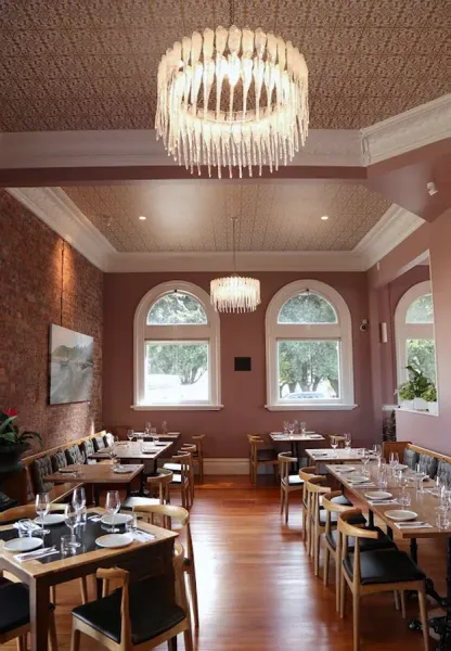 Karahui Wine Bar & Restaurant