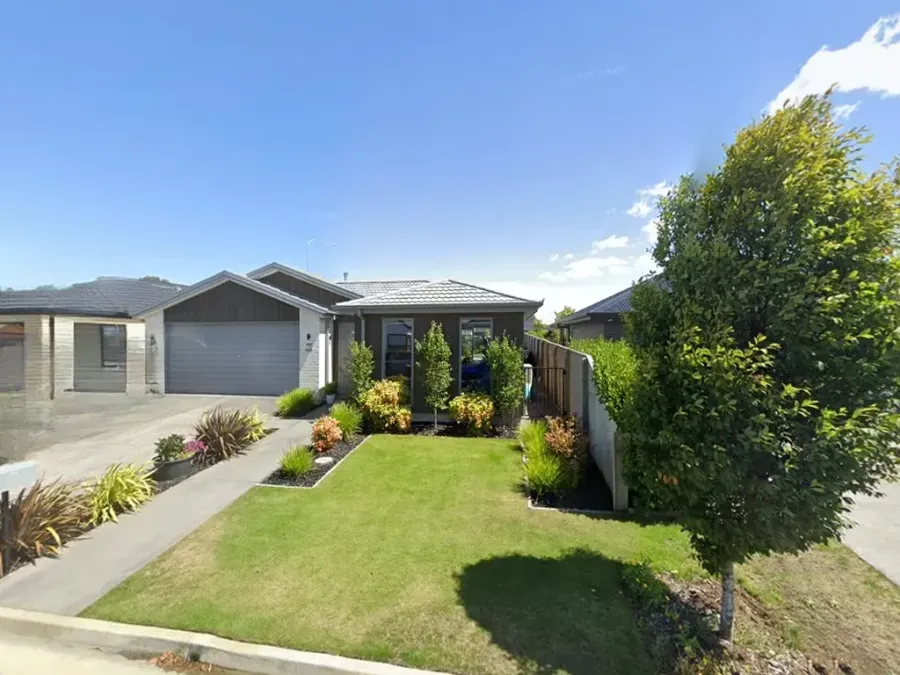Signature Homes Showhome - Ravenswood
