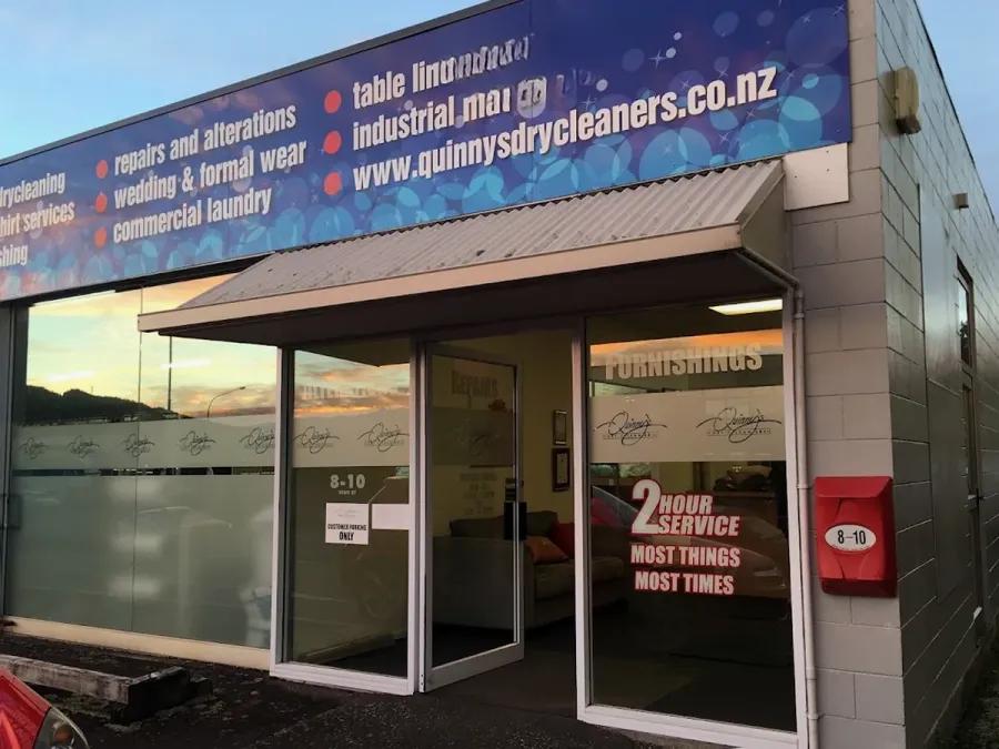 Quinny's Dry Cleaning (Cleaners)