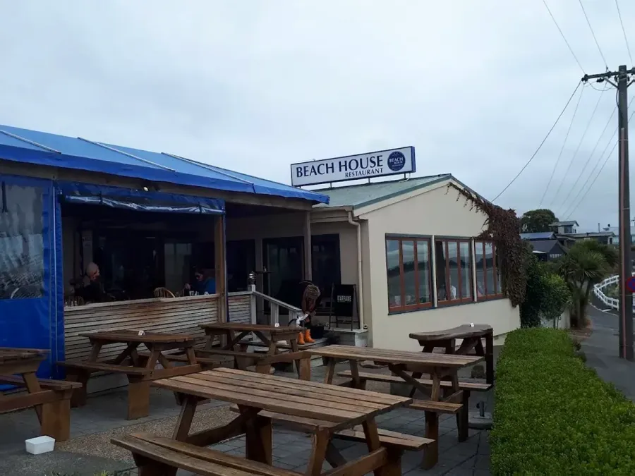Riverton Beachhouse Restaurant