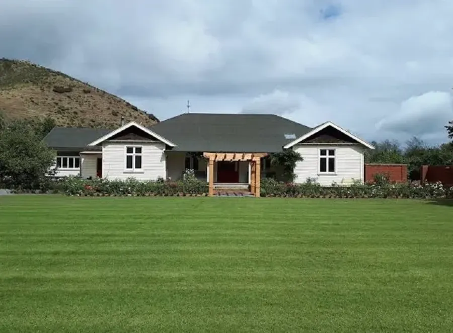 Hurunui Homestead Bed and Breakfast