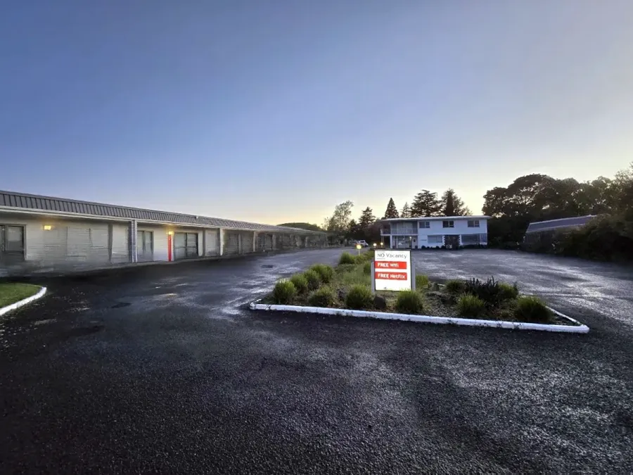 Clifton Court Motel